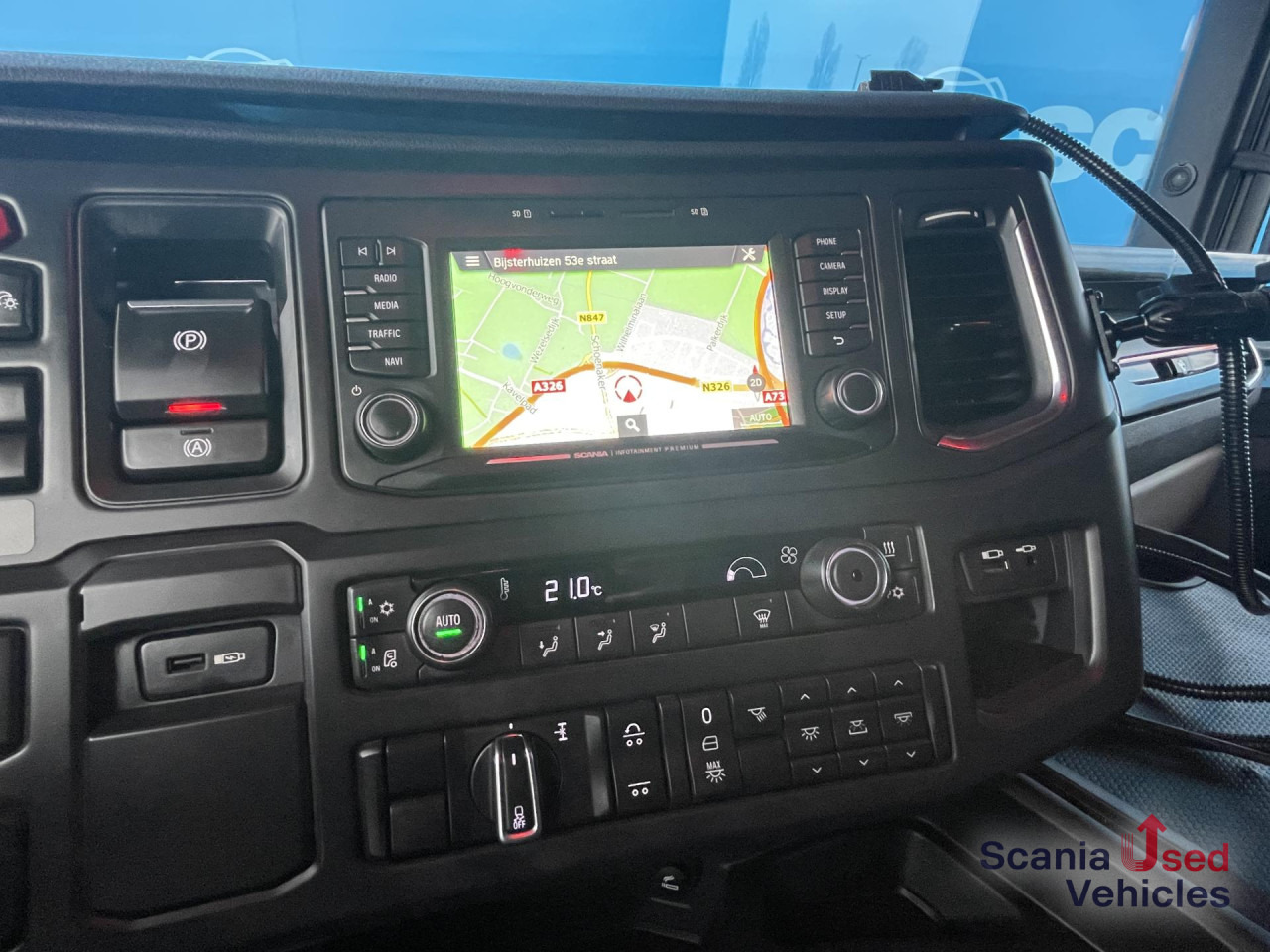 SCANIA R 650 B6x4NB RETARDER V8 WOOD KESLA 2112T CRANE - Truk logging, Truk derek: gambar 2 SCANIA R 650 B6x4NB RETARDER V8 WOOD KESLA 2112T CRANE - Truk logging, Truk derek: gambar 2