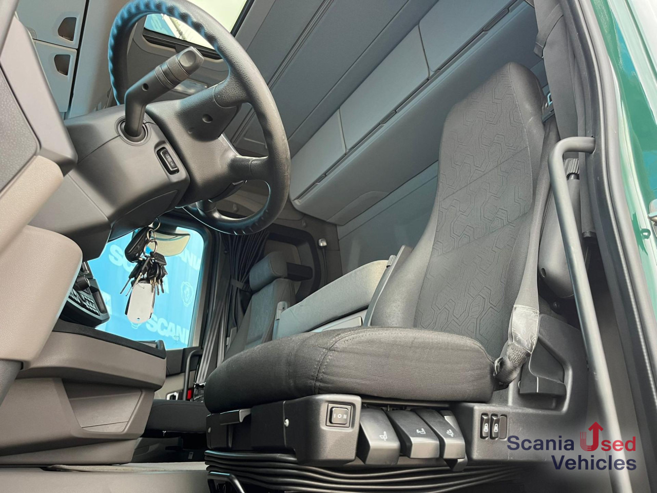 SCANIA R 410 A4x2NA RETARDER ADR FL LED ACC - Tractor head: gambar 2 SCANIA R 410 A4x2NA RETARDER ADR FL LED ACC - Tractor head: gambar 2