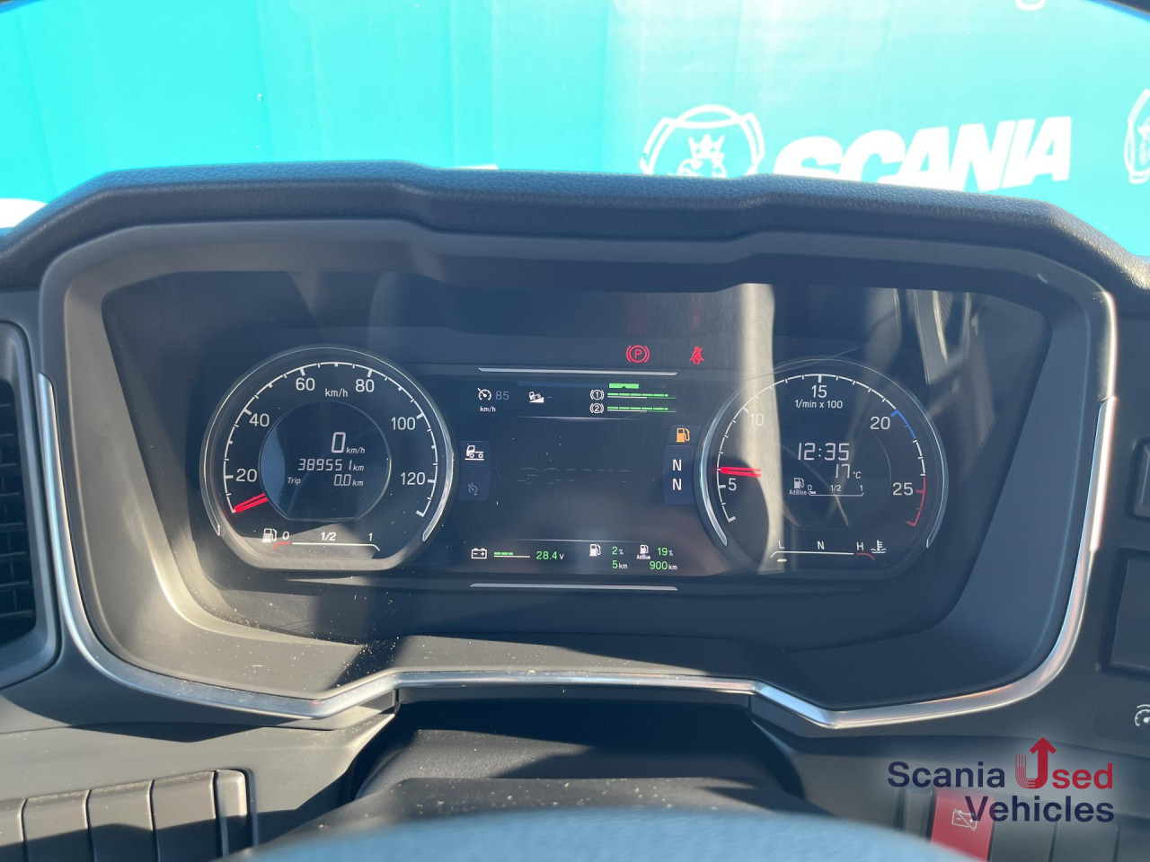 SCANIA R 410 A4x2NA RETARDER LED NAVI - Tractor head: gambar 5 SCANIA R 410 A4x2NA RETARDER LED NAVI - Tractor head: gambar 5