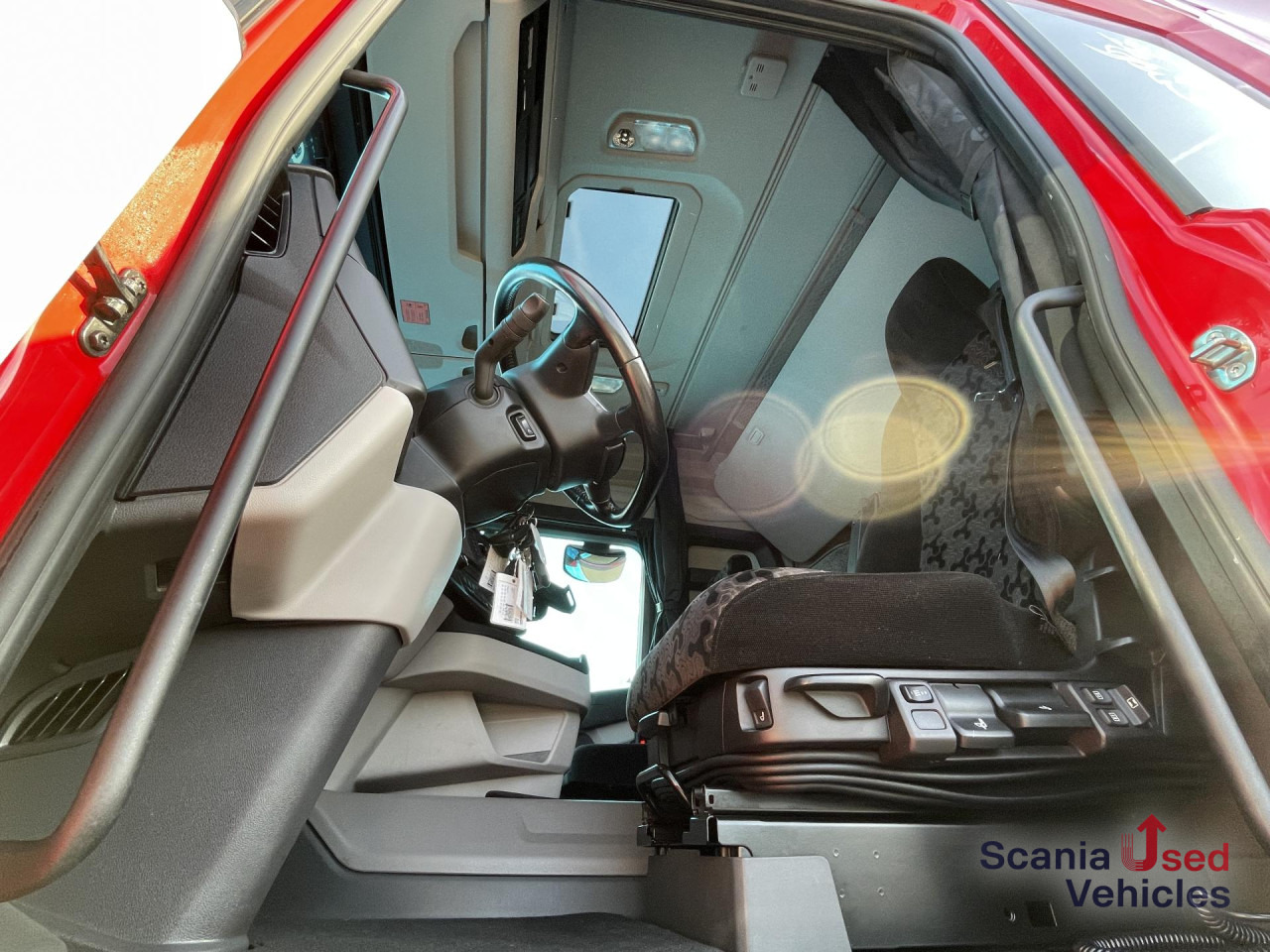 SCANIA R 410 A4x2NA RETARDER LED NAVI - Tractor head: gambar 4 SCANIA R 410 A4x2NA RETARDER LED NAVI - Tractor head: gambar 4