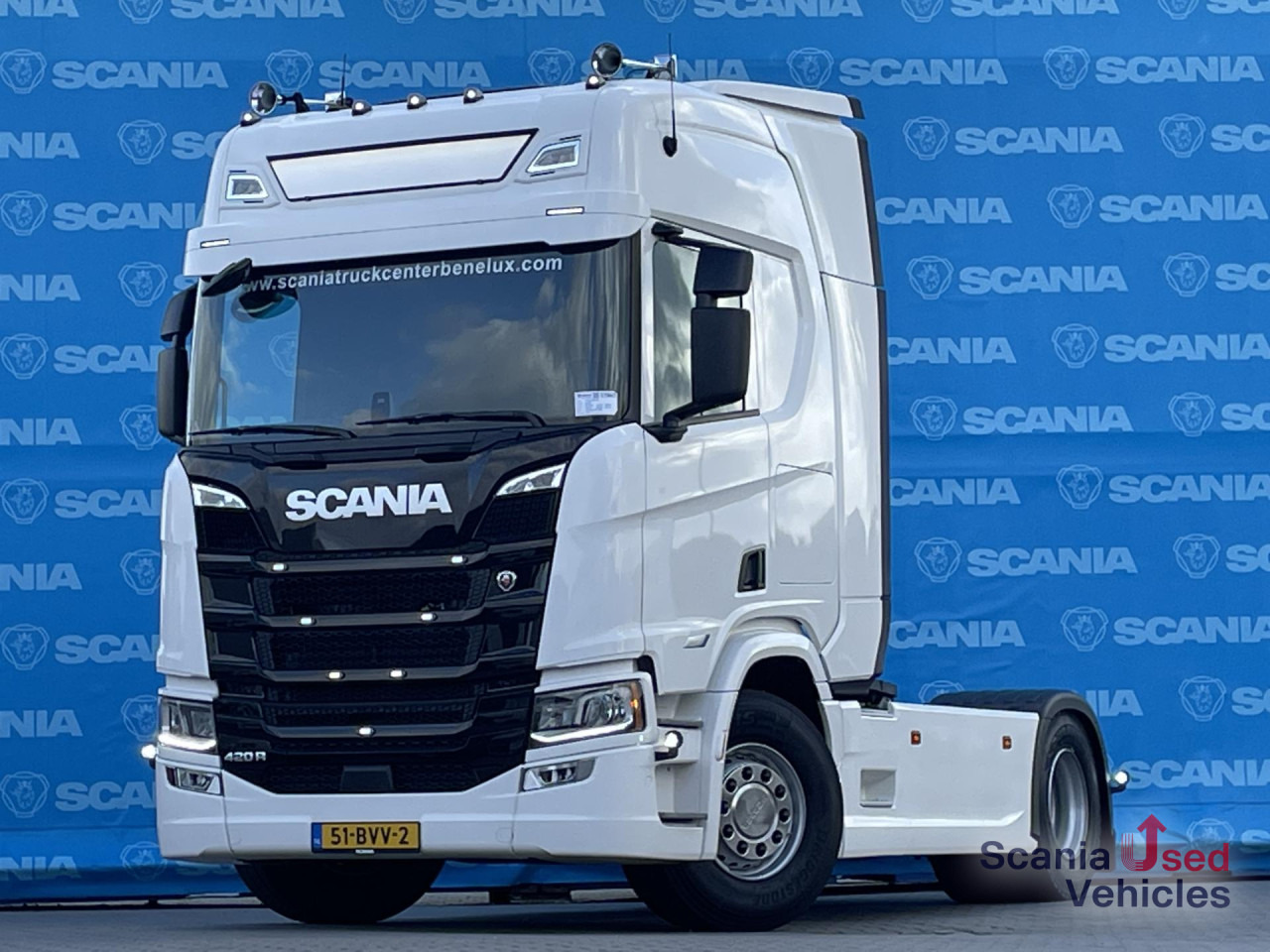 SCANIA R 420 A4x2NA DIFF-L CRB LED NAVI ACC 8T VECTO3 - Tractor head: gambar 1 SCANIA R 420 A4x2NA DIFF-L CRB LED NAVI ACC 8T VECTO3 - Tractor head: gambar 1