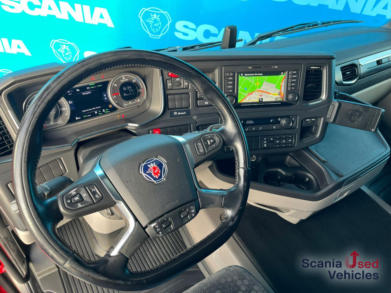 SCANIA R 450 A4x2NA RETARDER LED NAVI PTO - Tractor head: gambar 4 SCANIA R 450 A4x2NA RETARDER LED NAVI PTO - Tractor head: gambar 4