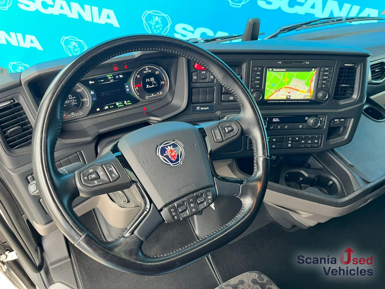 SCANIA S 500 A4x2NB DIFF-L RETARDER P-AIRCO FULL AIR ACC - Tractor head: gambar 4 SCANIA S 500 A4x2NB DIFF-L RETARDER P-AIRCO FULL AIR ACC - Tractor head: gambar 4