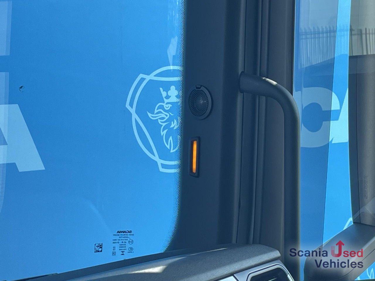 SCANIA S 500 A4x2NB RETARDER DIFF-L PARK AIRCO FULL AIR - Tractor head: gambar 4 SCANIA S 500 A4x2NB RETARDER DIFF-L PARK AIRCO FULL AIR - Tractor head: gambar 4