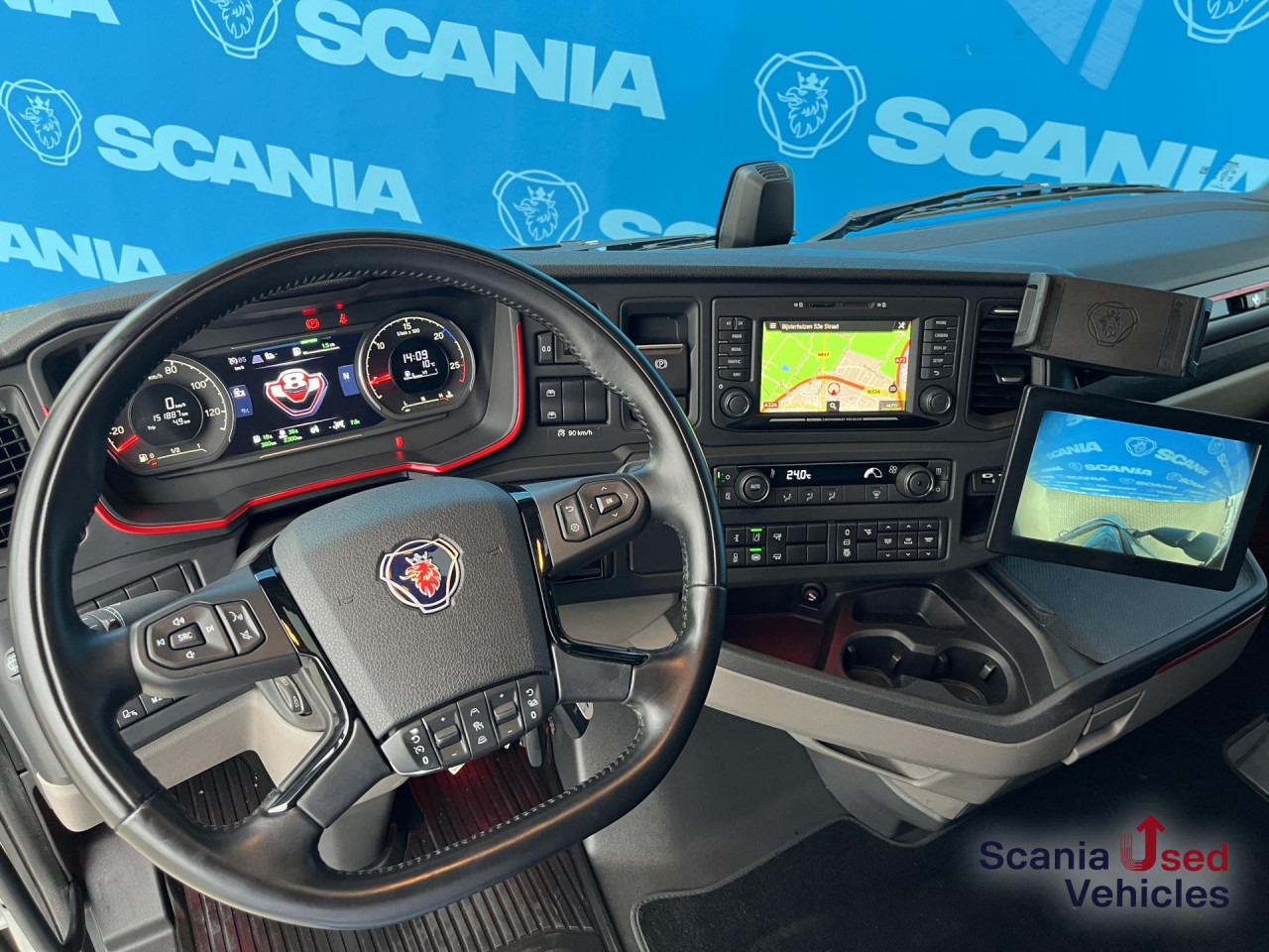 SCANIA S 590 A4x2NB V8 RETARDER DIFF-L FULL AIR 8T P-AIRC - Tractor head: gambar 4 SCANIA S 590 A4x2NB V8 RETARDER DIFF-L FULL AIR 8T P-AIRC - Tractor head: gambar 4