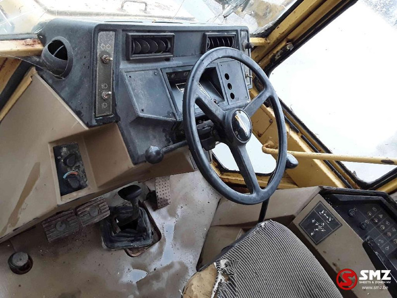 Backhoe loader Caterpillar 428: gambar 8