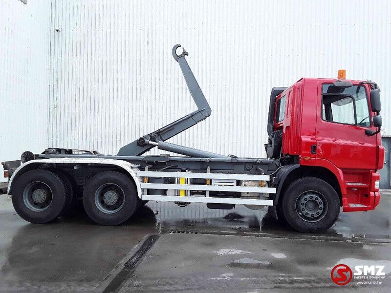 DAF 85 CF 410 6x4 - Pengangkut kontainer/ Container truck: gambar 4 DAF 85 CF 410 6x4 - Pengangkut kontainer/ Container truck: gambar 4