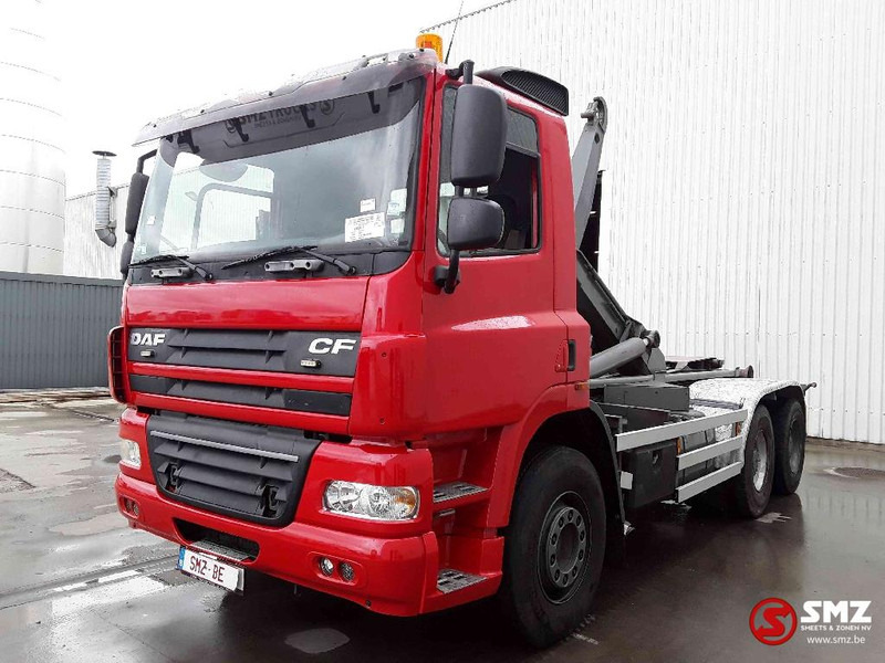 DAF 85 CF 410 6x4 - Pengangkut kontainer/ Container truck: gambar 3 DAF 85 CF 410 6x4 - Pengangkut kontainer/ Container truck: gambar 3