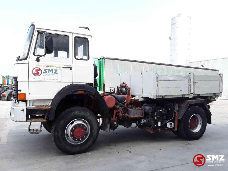 Iveco Magirus 190.32 4x4 tractor french -francais - Truk flatbed: gambar 5 Iveco Magirus 190.32 4x4 tractor french -francais - Truk flatbed: gambar 5