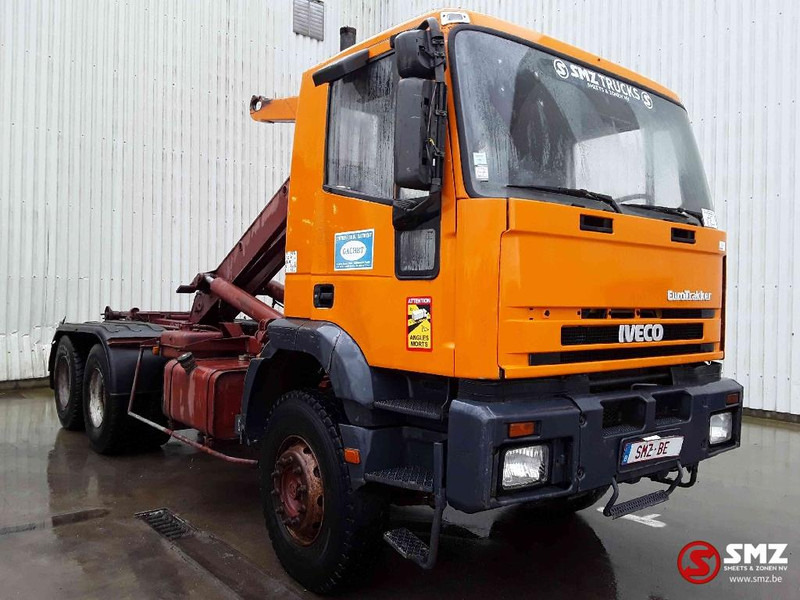 Iveco Trakker 260 E 34 6x4 francais - Pengangkut kontainer/ Container truck: gambar 1 Iveco Trakker 260 E 34 6x4 francais - Pengangkut kontainer/ Container truck: gambar 1