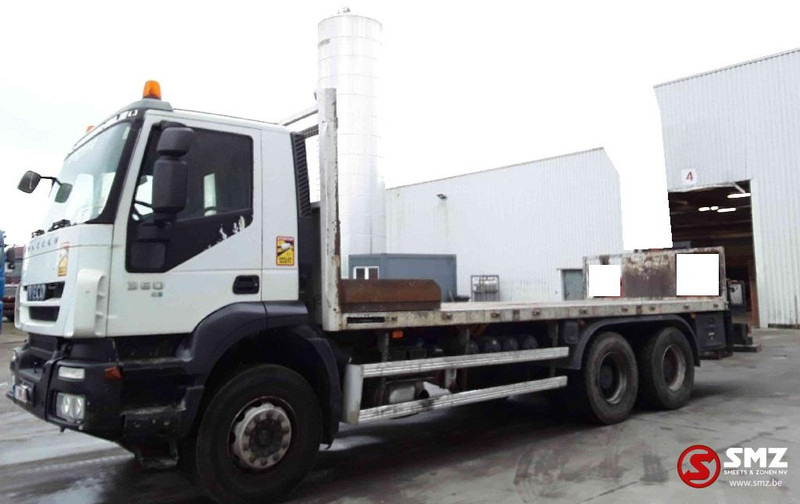 Iveco Trakker 360 6x4 manual chassis - Truk flatbed, Truk derek: gambar 5 Iveco Trakker 360 6x4 manual chassis - Truk flatbed, Truk derek: gambar 5