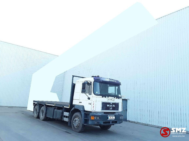 MAN 26.403 26.403 6x4 lames - Truk flatbed, Truk derek: gambar 1 MAN 26.403 26.403 6x4 lames - Truk flatbed, Truk derek: gambar 1