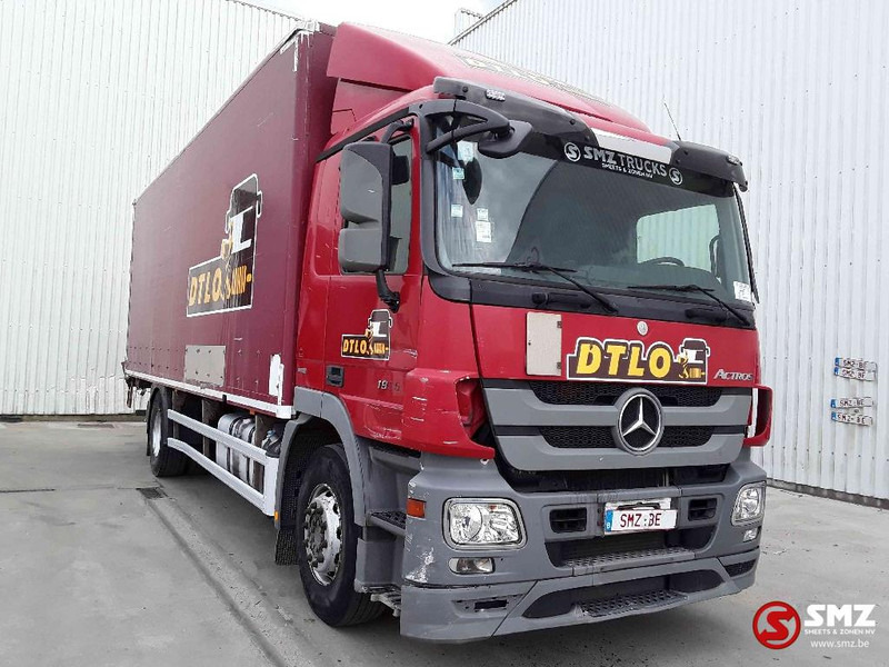 Mercedes-Benz Actros 1836 - Truk box: gambar 1 Mercedes-Benz Actros 1836 - Truk box: gambar 1