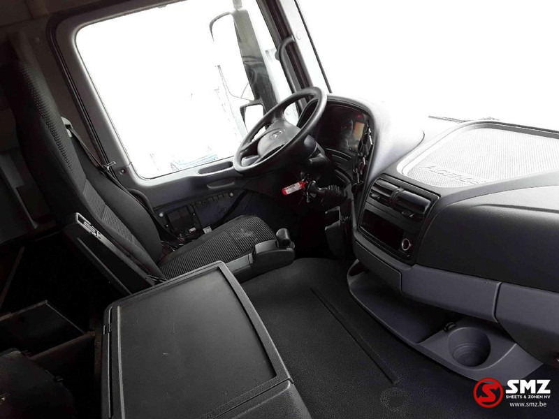 Mercedes-Benz Actros 1836 - Truk box: gambar 4 Mercedes-Benz Actros 1836 - Truk box: gambar 4