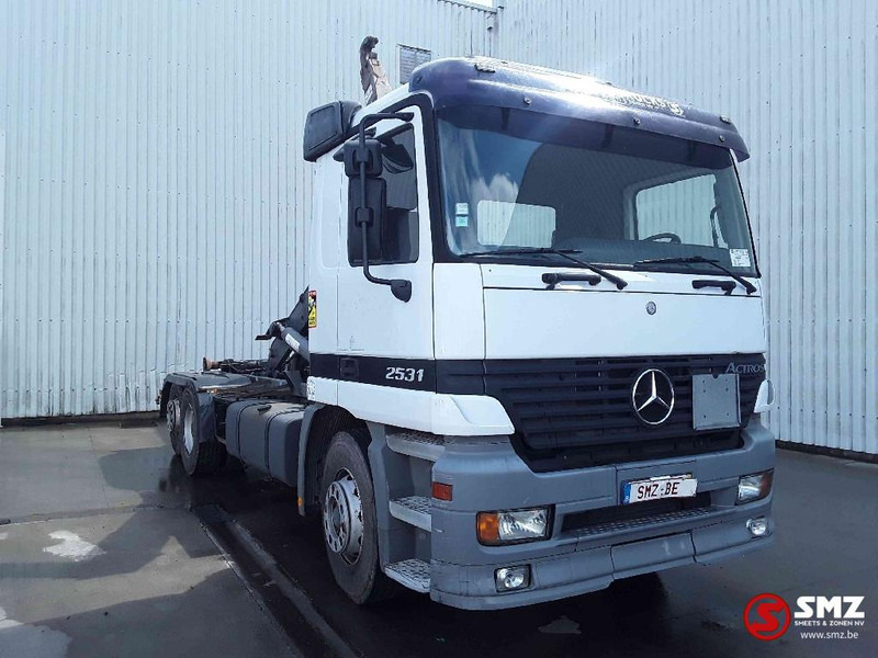 Mercedes-Benz Actros 2531 francais - Pengangkut kontainer/ Container truck: gambar 1 Mercedes-Benz Actros 2531 francais - Pengangkut kontainer/ Container truck: gambar 1