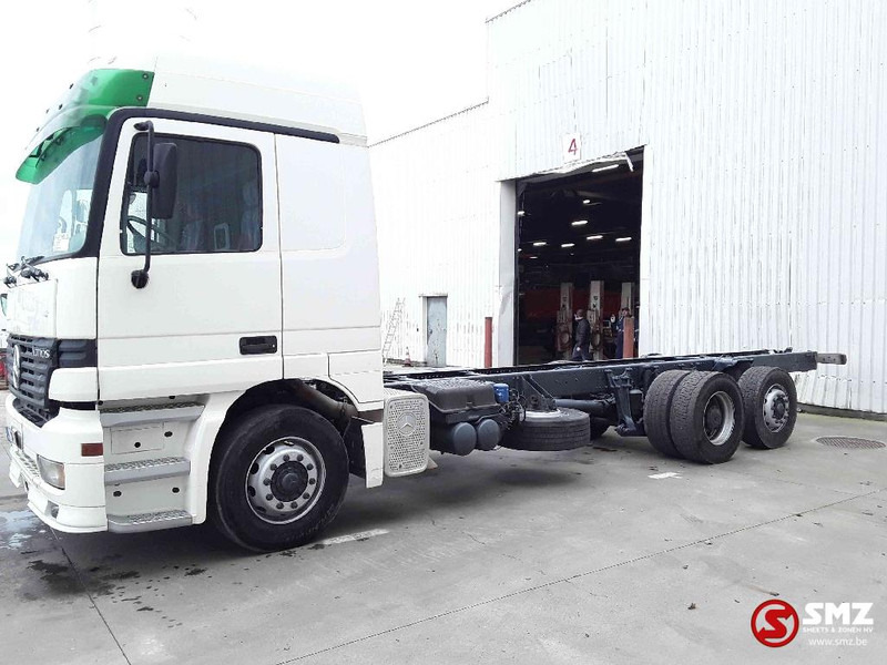 Mercedes-Benz Actros 2535 - Truk sasis: gambar 5 Mercedes-Benz Actros 2535 - Truk sasis: gambar 5