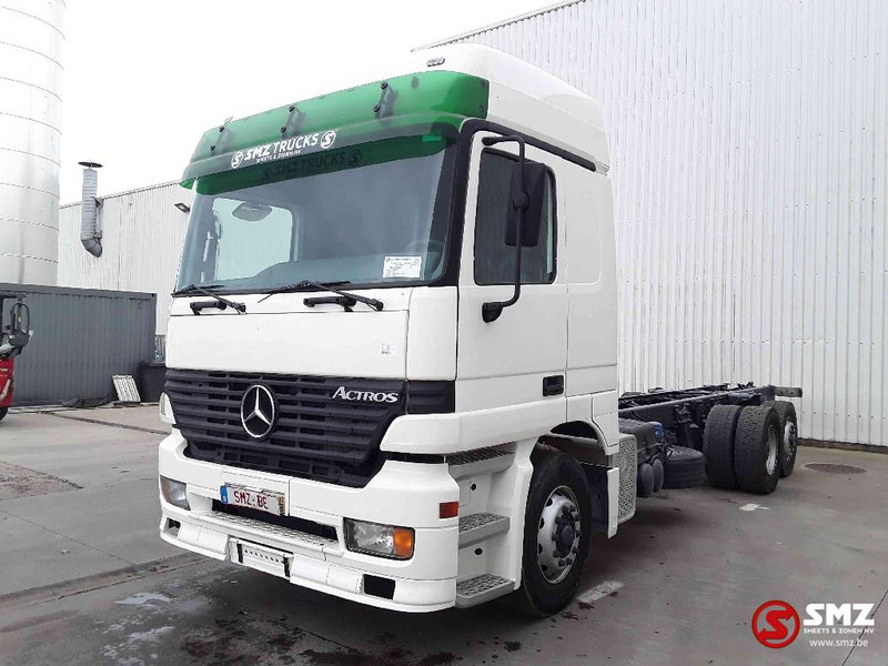 Mercedes-Benz Actros 2535 - Truk sasis: gambar 3 Mercedes-Benz Actros 2535 - Truk sasis: gambar 3