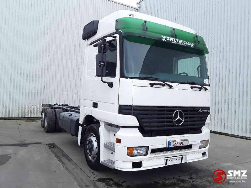 Mercedes-Benz Actros 2535 - Truk sasis: gambar 1 Mercedes-Benz Actros 2535 - Truk sasis: gambar 1