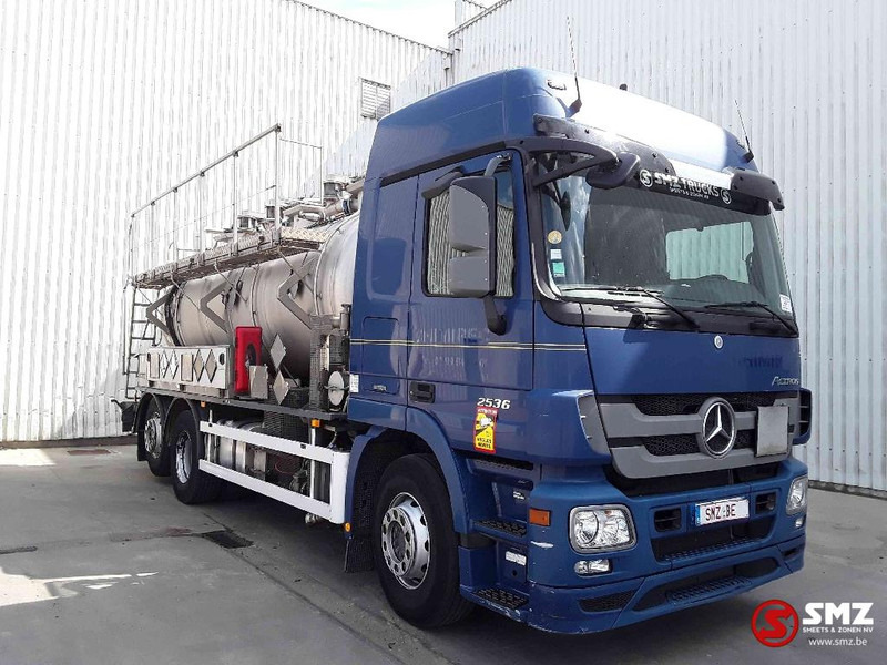 Mercedes-Benz Actros 2536 12400 l chemie tank - Truk tangki: gambar 1 Mercedes-Benz Actros 2536 12400 l chemie tank - Truk tangki: gambar 1