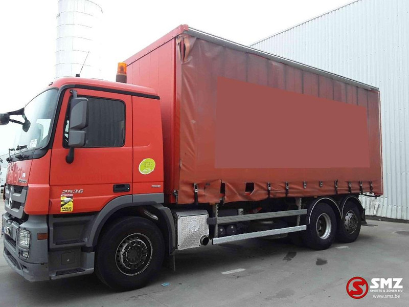 Mercedes-Benz Actros 2536 - Truk dengan terpal samping: gambar 5 Mercedes-Benz Actros 2536 - Truk dengan terpal samping: gambar 5