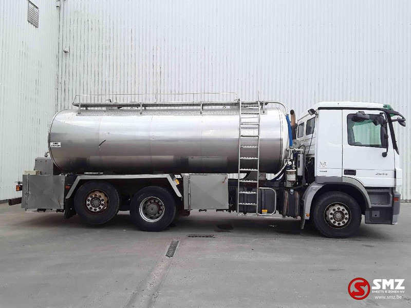 Mercedes-Benz Actros 2544 inox tank - Truk tangki: gambar 4 Mercedes-Benz Actros 2544 inox tank - Truk tangki: gambar 4