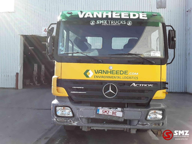 Mercedes-Benz Actros 2636 6x4 steel lames 3x - Pengangkut kontainer/ Container truck: gambar 2 Mercedes-Benz Actros 2636 6x4 steel lames 3x - Pengangkut kontainer/ Container truck: gambar 2