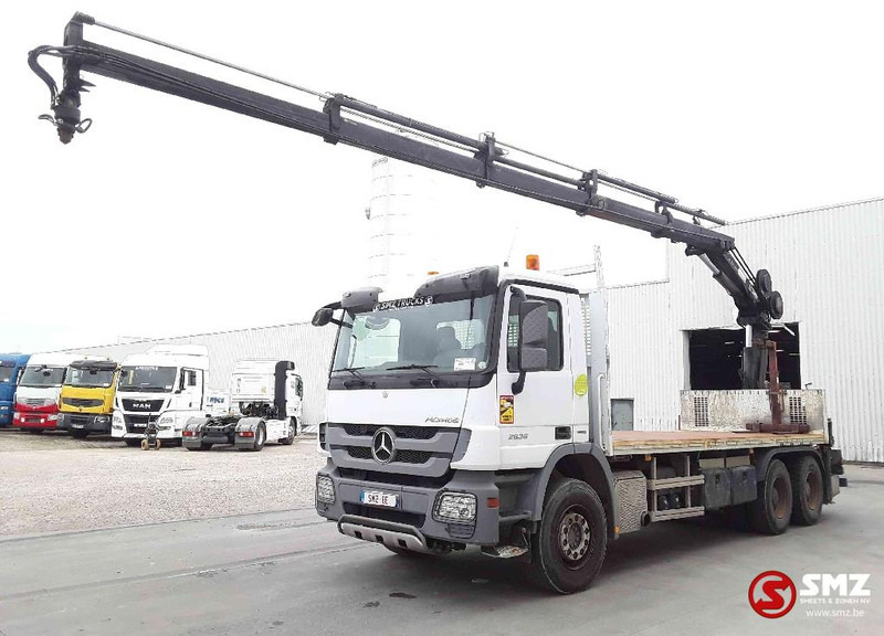 Mercedes-Benz Actros 2636 hiab 166fs 4 remote - Truk flatbed, Truk derek: gambar 5 Mercedes-Benz Actros 2636 hiab 166fs 4 remote - Truk flatbed, Truk derek: gambar 5