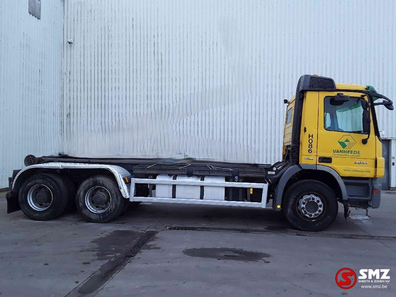 Mercedes-Benz Actros 2641 6x4 EPS lames - Truk sasis: gambar 4 Mercedes-Benz Actros 2641 6x4 EPS lames - Truk sasis: gambar 4