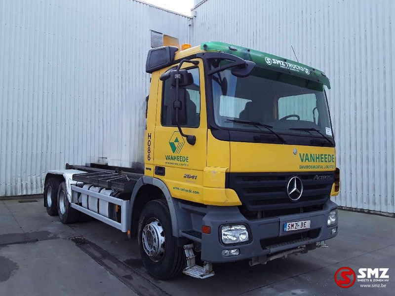 Mercedes-Benz Actros 2641 6x4 EPS lames - Truk sasis: gambar 1 Mercedes-Benz Actros 2641 6x4 EPS lames - Truk sasis: gambar 1