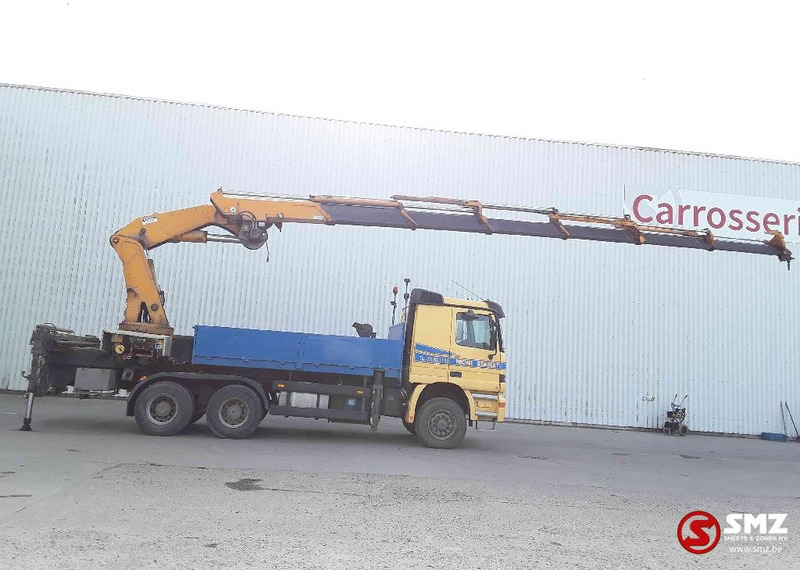 Mercedes-Benz Actros 3340 6x6 Effer 680 6s ext/remote 338'km - Truk flatbed, Truk derek: gambar 4 Mercedes-Benz Actros 3340 6x6 Effer 680 6s ext/remote 338'km - Truk flatbed, Truk derek: gambar 4