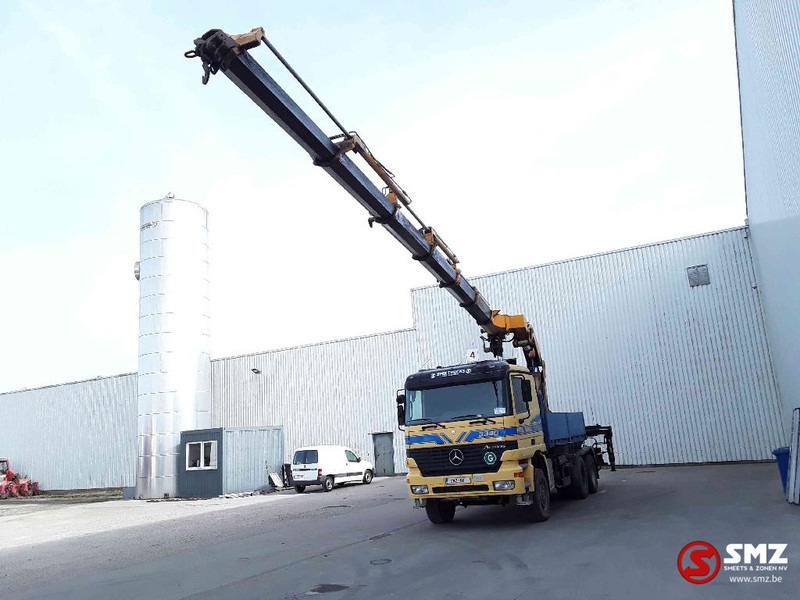 Mercedes-Benz Actros 3340 6x6 Effer 680 6s ext/remote 338'km - Truk flatbed, Truk derek: gambar 3 Mercedes-Benz Actros 3340 6x6 Effer 680 6s ext/remote 338'km - Truk flatbed, Truk derek: gambar 3