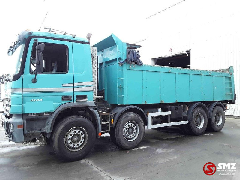 Mercedes-Benz Actros 4144 8x4 Eps 1 hand - Truk jungkit: gambar 5 Mercedes-Benz Actros 4144 8x4 Eps 1 hand - Truk jungkit: gambar 5