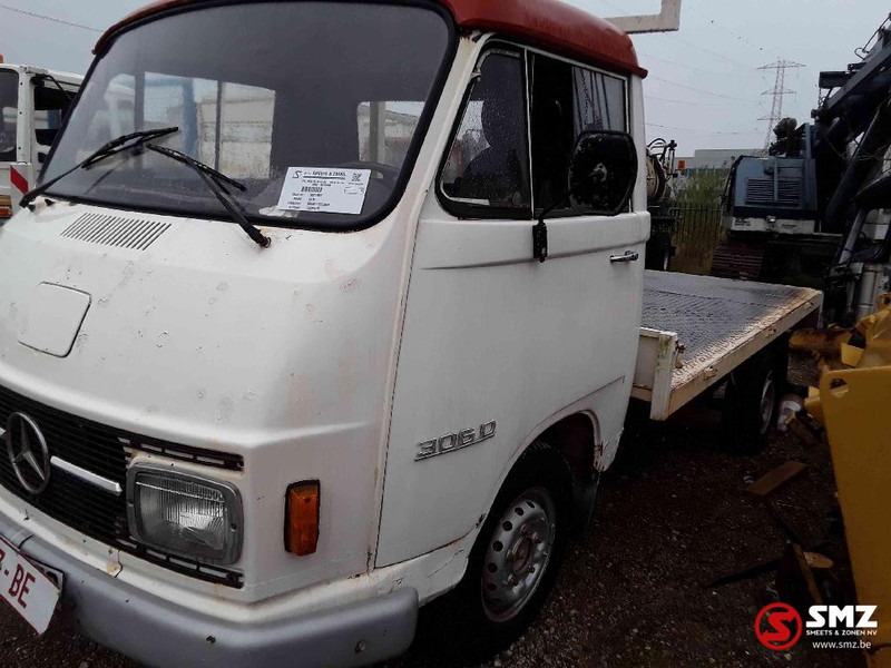 Mercedes-Benz - Truk flatbed: gambar 5 Mercedes-Benz - Truk flatbed: gambar 5