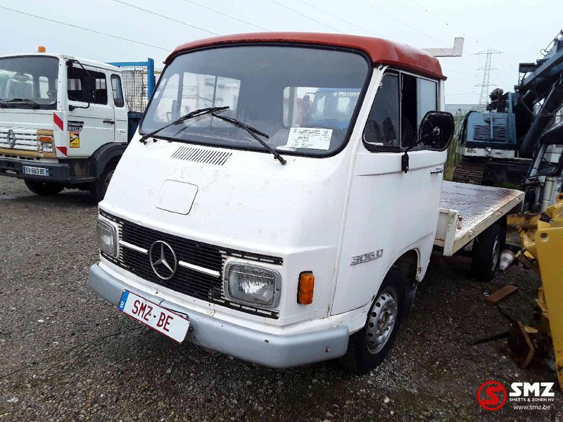 Mercedes-Benz - Truk flatbed: gambar 3 Mercedes-Benz - Truk flatbed: gambar 3