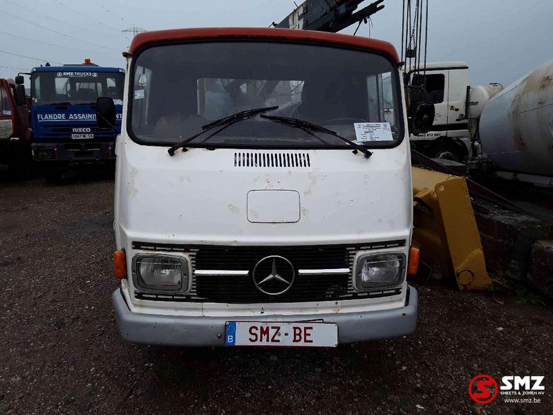 Mercedes-Benz - Truk flatbed: gambar 2 Mercedes-Benz - Truk flatbed: gambar 2