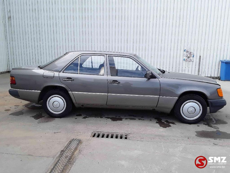 Mercedes-Benz - Mobil: gambar 4 Mercedes-Benz - Mobil: gambar 4