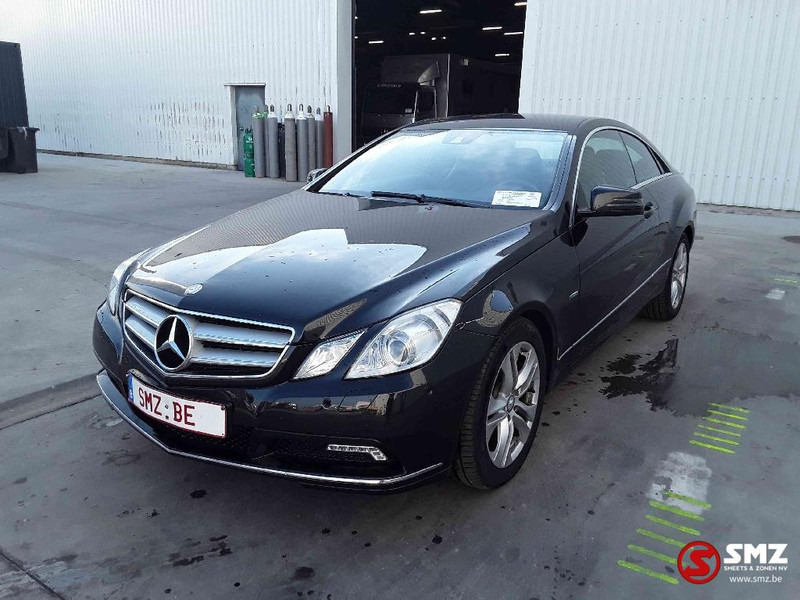 Mercedes-Benz E-Klasse 250 CDI 60000 km automatic/parktronic ("12) no reg - Mobil: gambar 3 Mercedes-Benz E-Klasse 250 CDI 60000 km automatic/parktronic ("12) no reg - Mobil: gambar 3