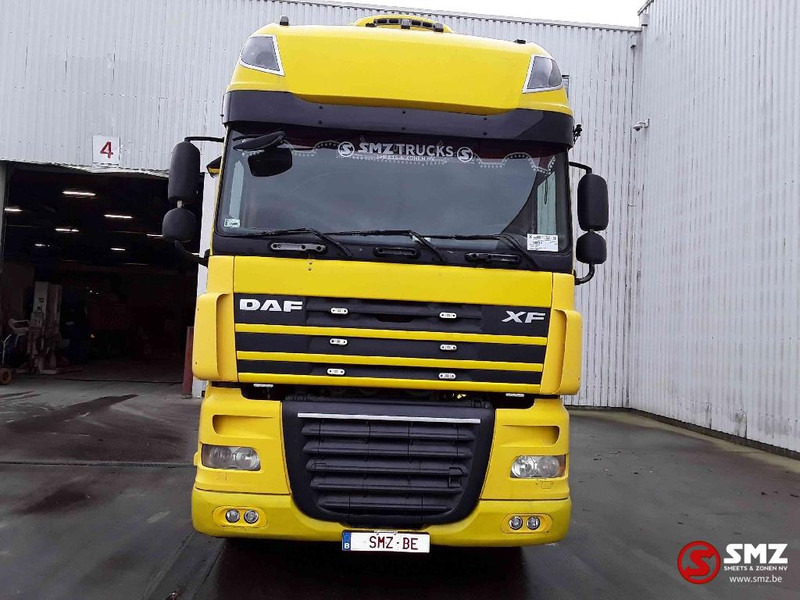 DAF 105 XF 460 SuperSpaceCab manual - Tractor head: gambar 2 DAF 105 XF 460 SuperSpaceCab manual - Tractor head: gambar 2