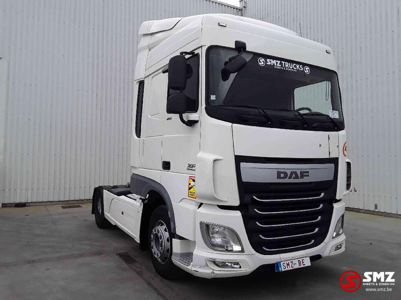 DAF 105 XF 460 intarder - Tractor head: gambar 1 DAF 105 XF 460 intarder - Tractor head: gambar 1