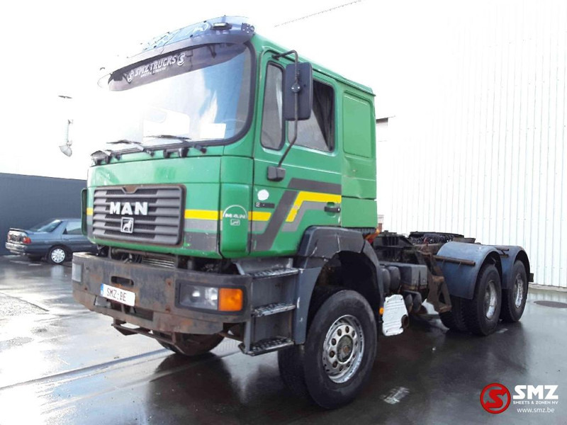 MAN 27.463 6x6 - Tractor head: gambar 3 MAN 27.463 6x6 - Tractor head: gambar 3