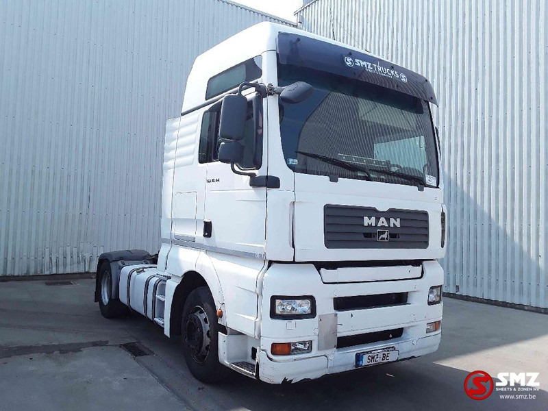 MAN TGA 18.440 maniual - Tractor head: gambar 1 MAN TGA 18.440 maniual - Tractor head: gambar 1