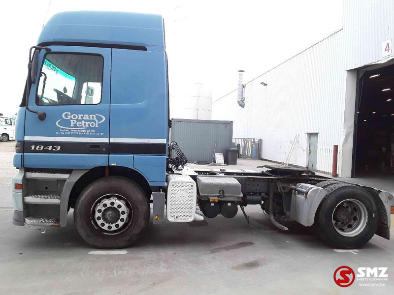 Mercedes-Benz Actros 1843 manual - Tractor head: gambar 5 Mercedes-Benz Actros 1843 manual - Tractor head: gambar 5