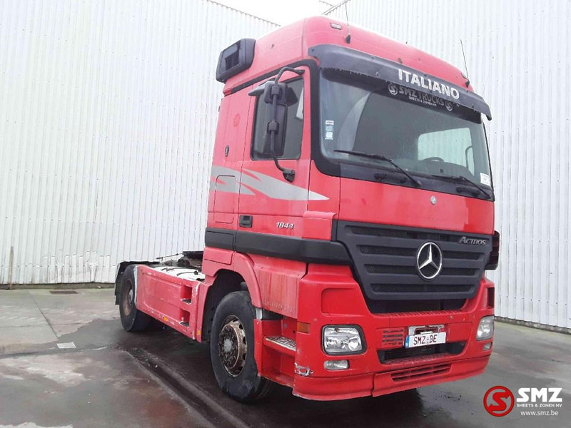 Mercedes-Benz Actros 1844 megaspace 2 tanks - Tractor head: gambar 1 Mercedes-Benz Actros 1844 megaspace 2 tanks - Tractor head: gambar 1
