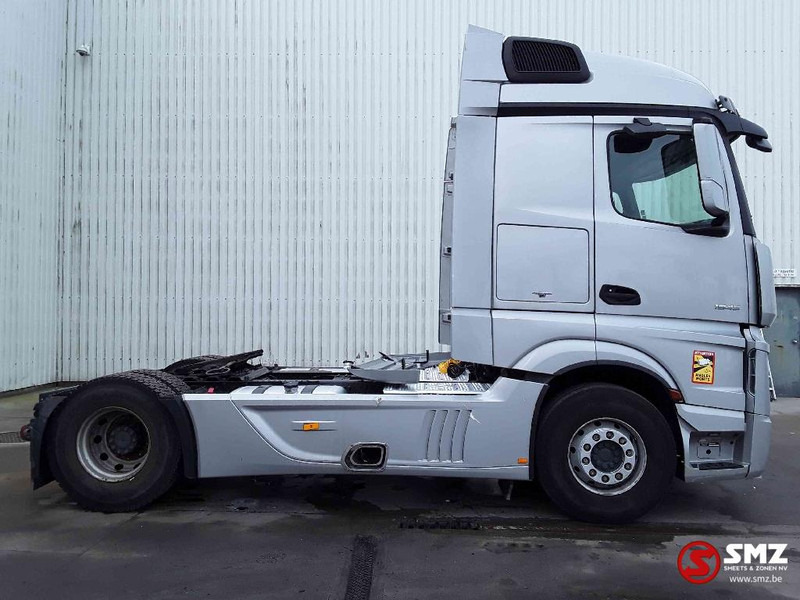 Mercedes-Benz Actros 1945 new tyres 536'km! - Tractor head: gambar 4 Mercedes-Benz Actros 1945 new tyres 536'km! - Tractor head: gambar 4