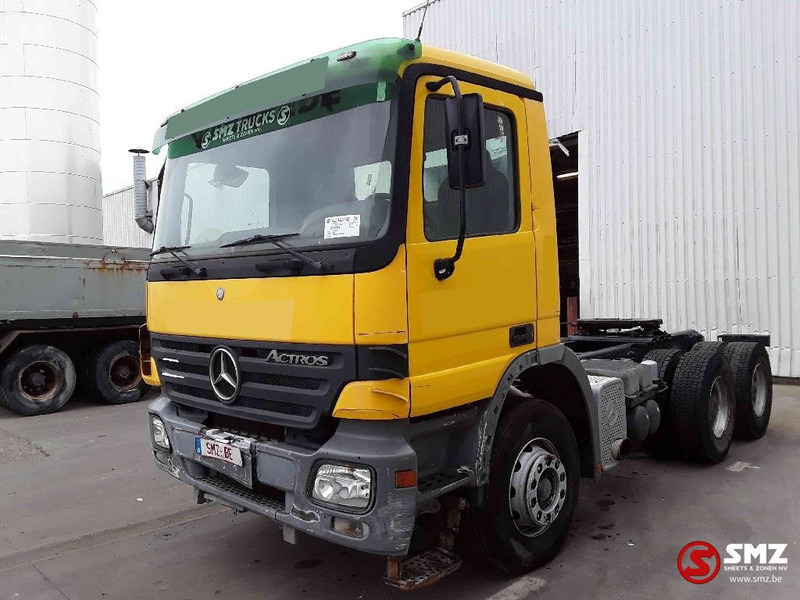 Mercedes-Benz Actros 2636 6x4 steel lames EPS - Tractor head: gambar 3 Mercedes-Benz Actros 2636 6x4 steel lames EPS - Tractor head: gambar 3