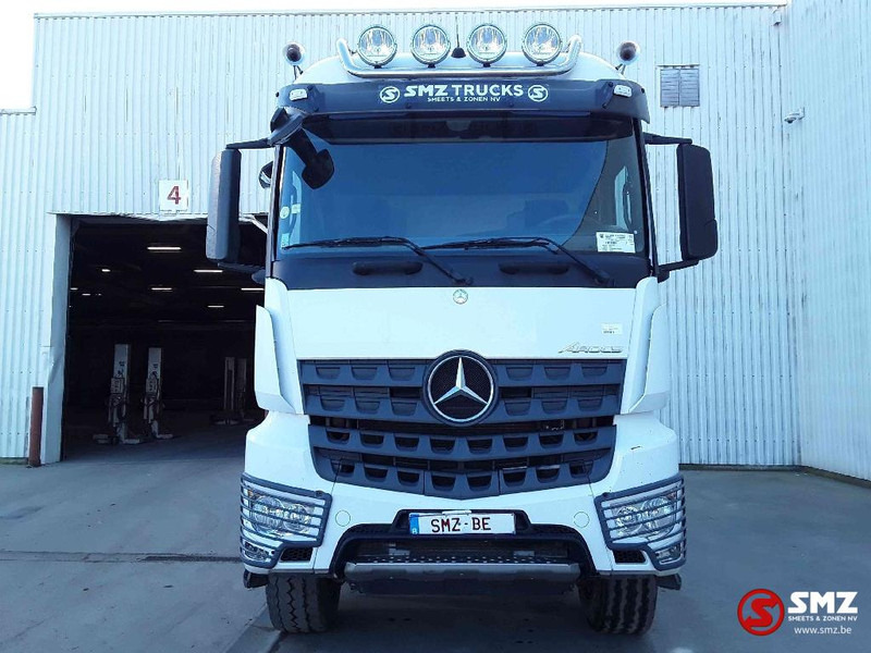 Mercedes-Benz Arocs 2051 4x4 Retarder NO hydrodrive!! - Tractor head: gambar 2 Mercedes-Benz Arocs 2051 4x4 Retarder NO hydrodrive!! - Tractor head: gambar 2