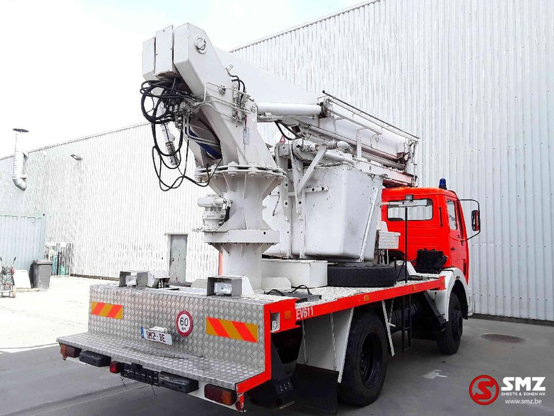 Truk Mercedes-Benz 1317 4x4: gambar 11