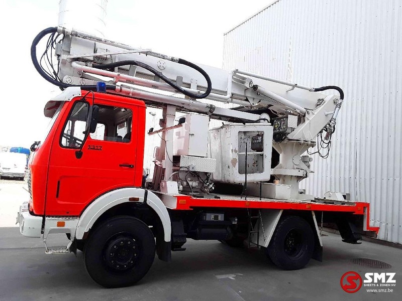 Truk Mercedes-Benz 1317 4x4: gambar 5