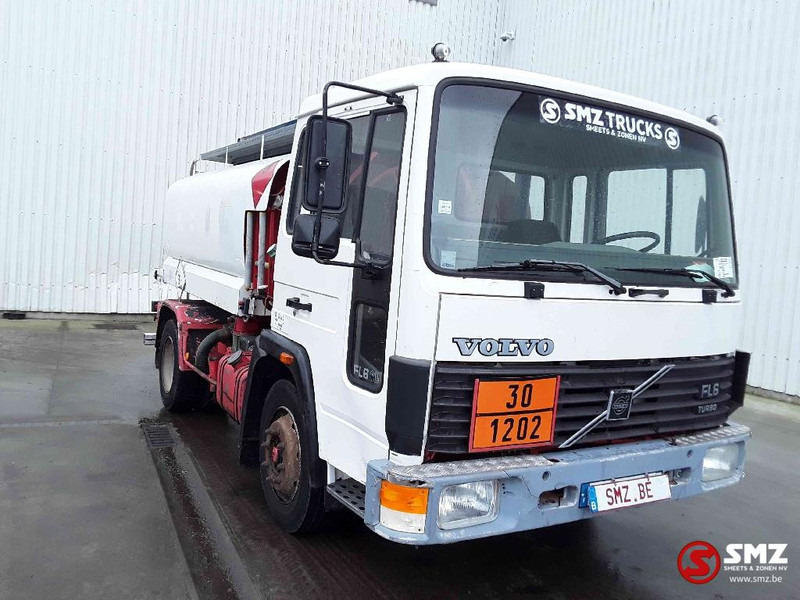Volvo FL 6 6500l 8500 - Truk tangki: gambar 1 Volvo FL 6 6500l 8500 - Truk tangki: gambar 1