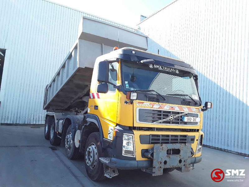 Volvo FM 400 8x4 Euro 4 - Truk jungkit: gambar 1 Volvo FM 400 8x4 Euro 4 - Truk jungkit: gambar 1